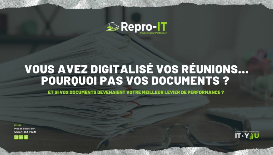 Documents à dématérialiser : pile de dossiers et invitation à organiser leur traitement numérique