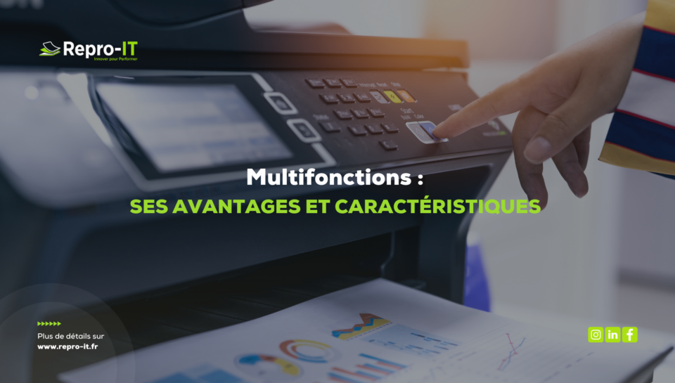 Imprimante multifonction : écran de commande et document couleur en sortie de machine