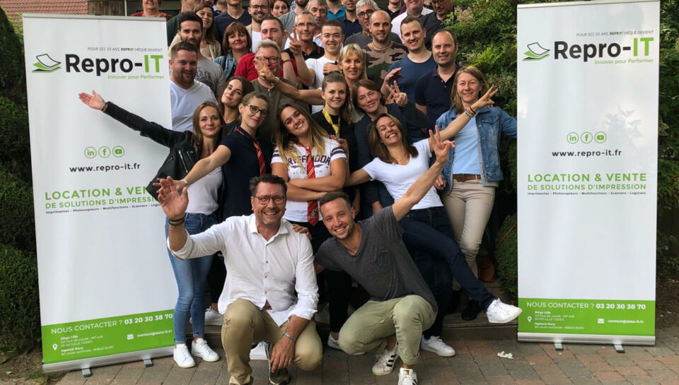 Photo de groupe à l’occasion de l’annonce Reprothèque.document devient Repro-IT en 2019