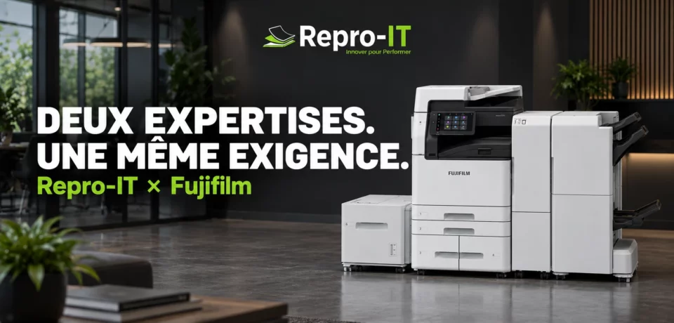 Fujifilm Apeos C7070 avec options de finition, pour illustrer le partenariat Repro-IT et Fujifilm.