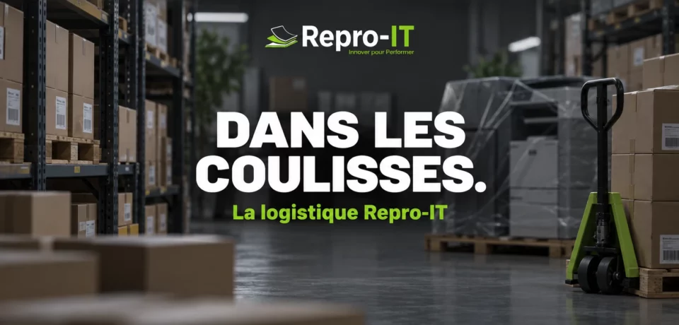 Cartons et transpalette dans un entrepôt : illustration des métiers de la logistique Repro-IT.