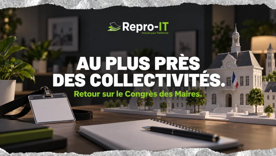 Maquette de mairie, badge et carnet : illustration des échanges avec les collectivités.